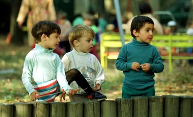The Observer: După 30 de ani va plăti cineva pentru ororile din orfelinatele din România