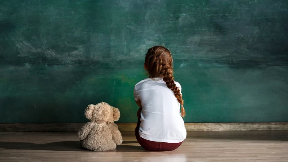 Controversa corelaţiei dintre autism şi timpul petrecut de părinţi cu copiii. Ce spun specialiştii şi cum explică MS afirmaţiile ministrului Sănătăţii