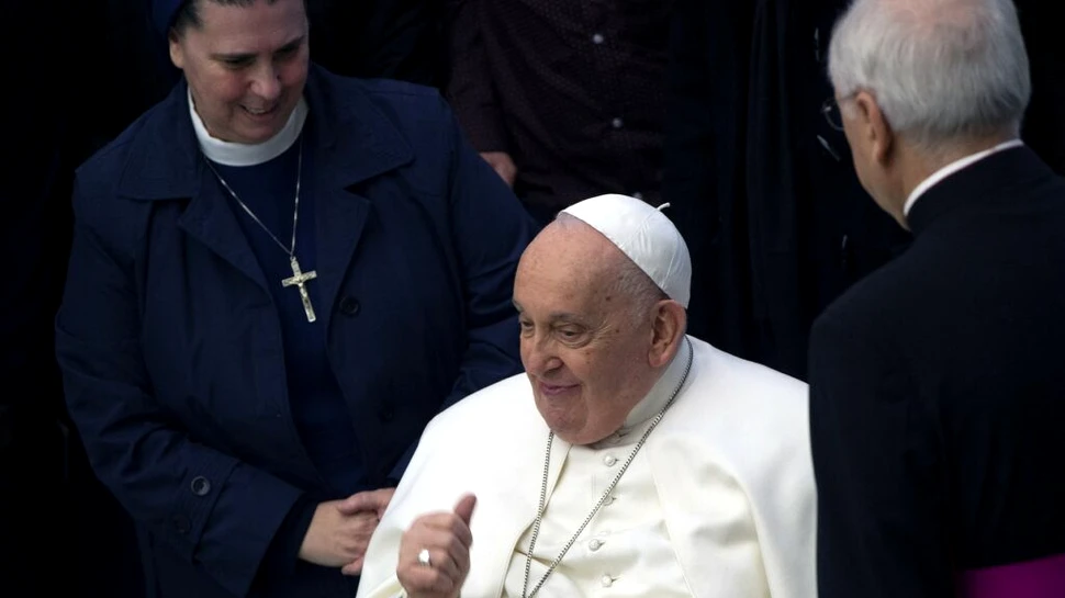 Papa Francisc spune că „plăcerea sexuală este un dar de la Dumnezeu, dar este subminată de pornografie”