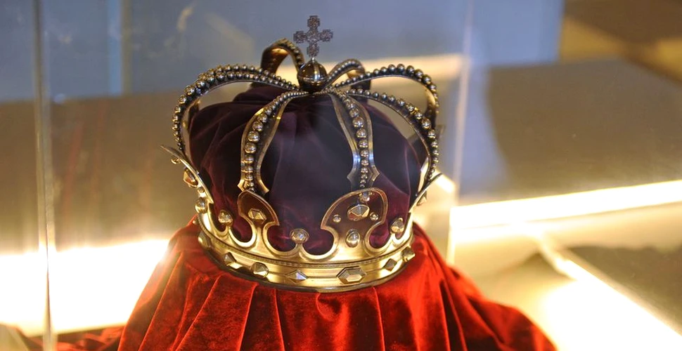 Motivul pentru care la funeraliile Regelui Mihai se foloseşte o copie a Coroanei de Oţel purtate de Carol I, nu originalul
