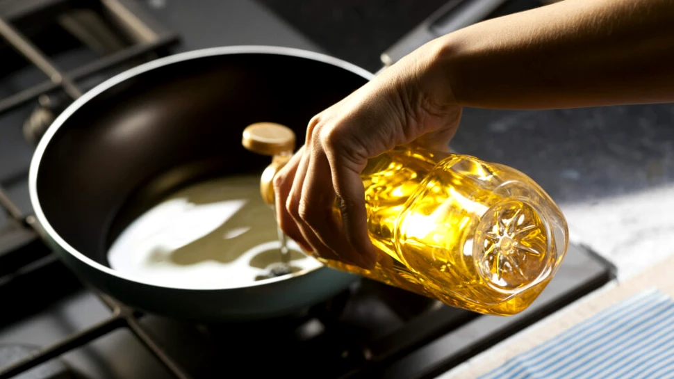 Uleiul de gătit, raționalizat în Marea Britanie din cauza războiului din Ucraina