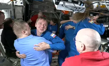 Când revin pe Pământ astronauții blocați de 9 luni pe Stația Spațială Internațională?