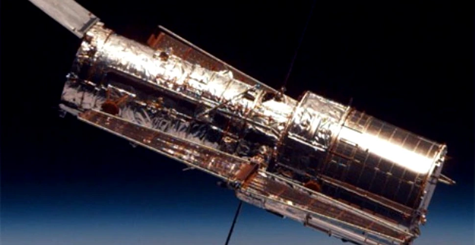 Telescopul Hubble ar putea fi reparat in 2009