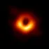 Prima gaură neagră fotografiată de omenire se învârte, au confirmat oamenii de știință