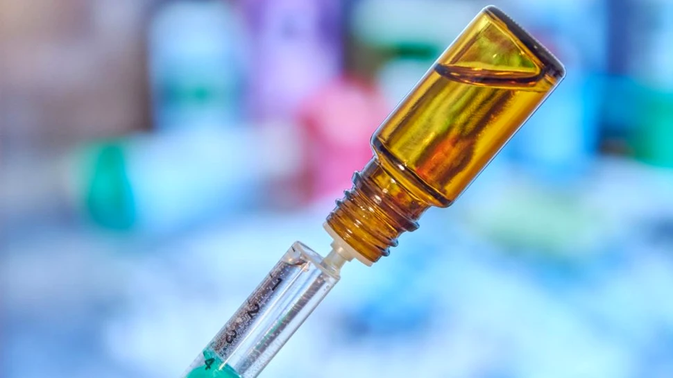 Novavax testează un vaccin care poate fi eficient atât împotriva gripei, cât şi a coronavirusului