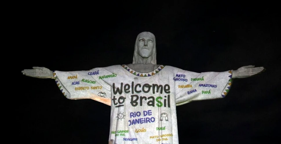 Ce mesaj a apărut pe statuia lui Iisus din Rio de Janeiro?