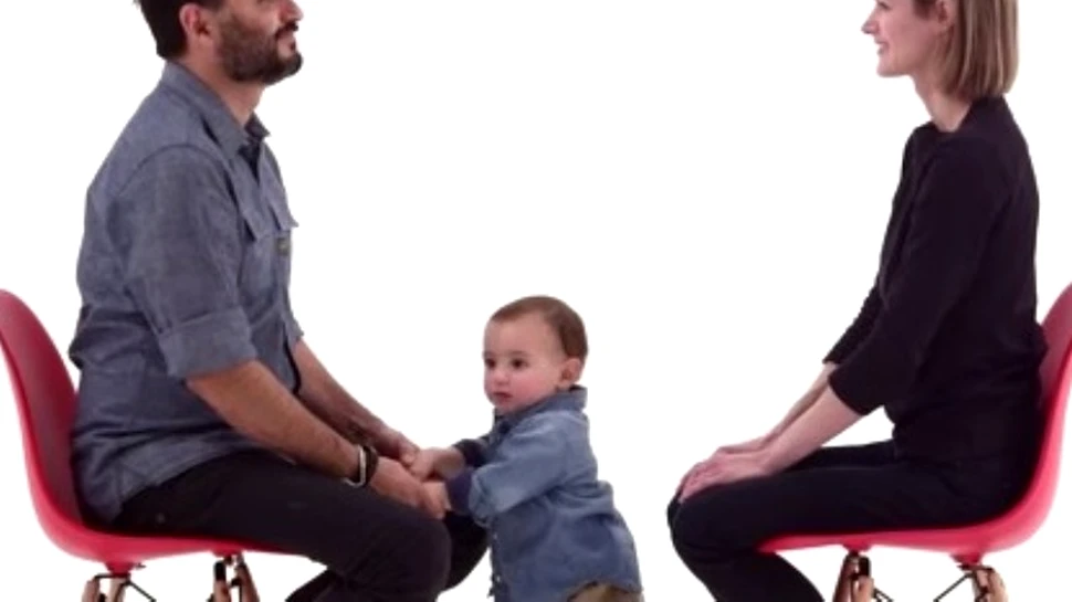 Experiment inedit. Priviţi-vă partenerul în ochi timp de patru minute. Păţiţi şi voi acelaşi lucru precum aceşti oameni? VIDEO