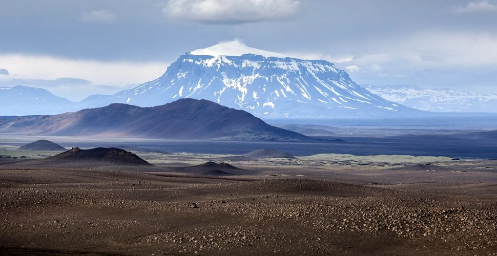Motivul pentru care cercetătorii vor să foreze în inima unui vulcan din Islanda