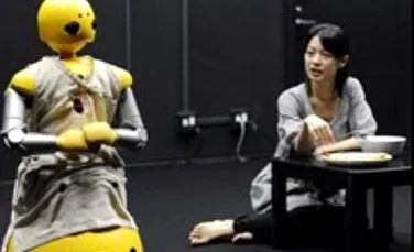Robotii-actori debuteaza pe scena japoneza