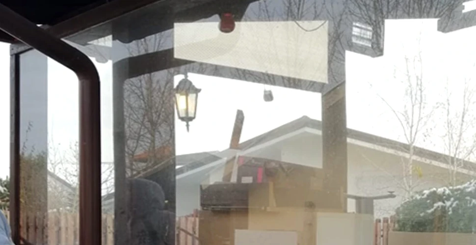 (P) Diferența dintre policarbonatul compact și policarbonatul celular