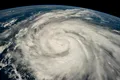 Uraganele produc mai multă ploaie decât înainte, arată un studiu