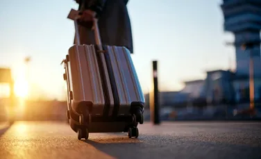 Captură neobișnuită făcută de polițiștii din Croația într-un aeroport: un „rege” și un „prinț”