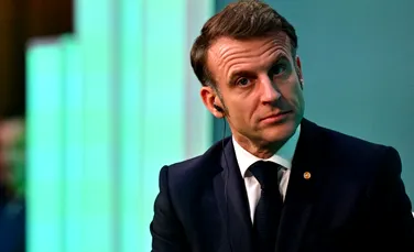 Emmanuel Macron trage un semnal de alarmă și spune că Putin ar putea ajunge „în Moldova și poate mai departe în România”