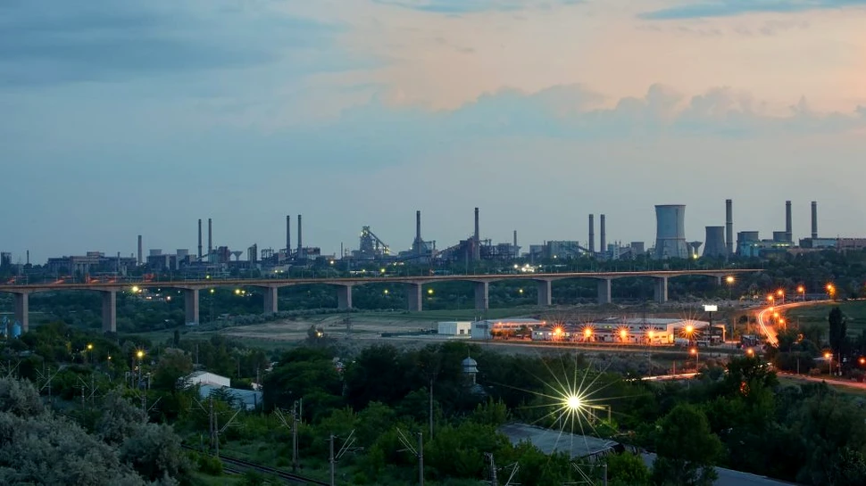 Zgura de furnal de la LIBERTY Galați, folosită la producerea de ciment cu amprentă redusă de carbon