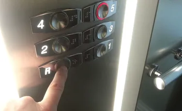 PERICOLUL major la care te expui de fiecare dată când apeşi butonul liftului