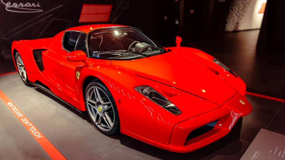 Veniturile producătorului italian Ferrari au crescut cu 15%
