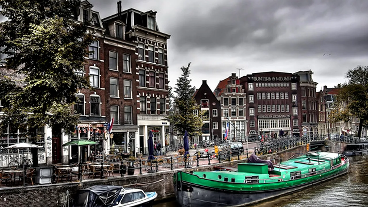 1-amsterdam-hepta 