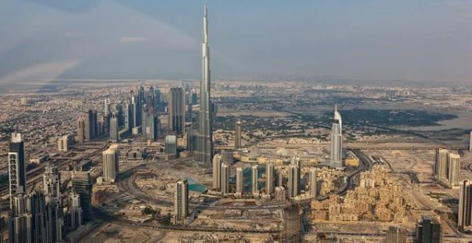 Cu elicopterul deasupra Dubaiului (FOTO)