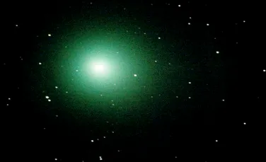 Dezintegrarea unei comete, surprinsă de telescopul spaţial Hubble. Sunt cele mai precise imagini de până acum – GIF