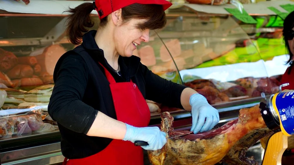 Hălci de istorie. 10 momente cheie în apariţia şi dezvoltarea măcelăriei