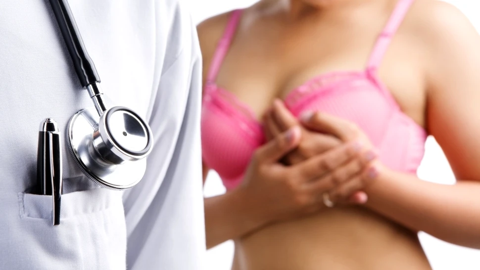 Mărimea sânilor poate influenţa riscul de cancer