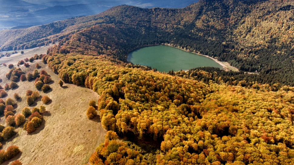 Test de cultură generală. Care este singurul lac vulcanic din România?