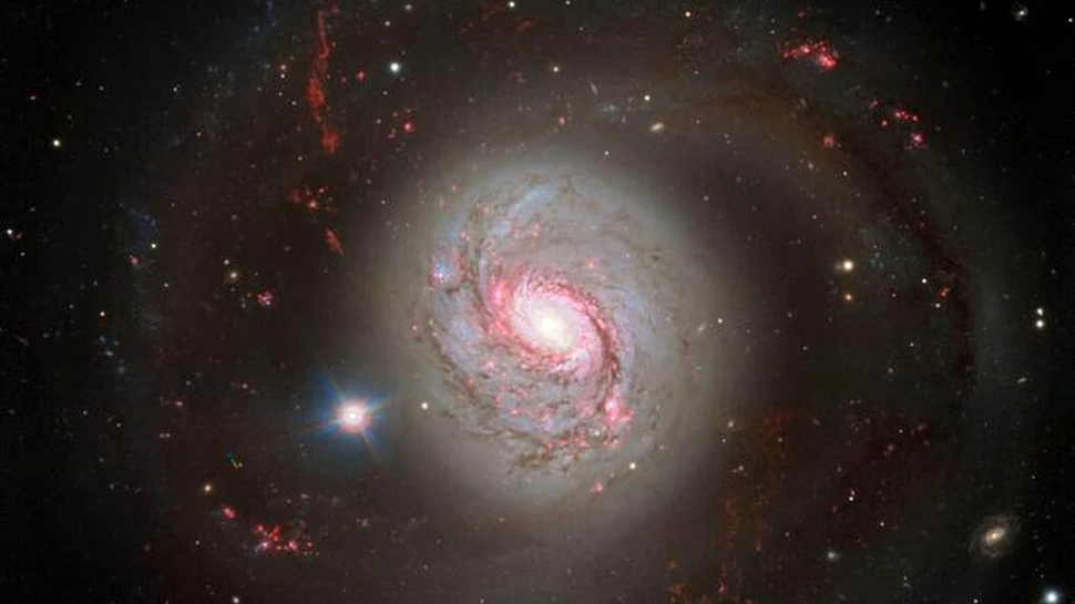 Astronomii au surprins o imagine fără precedent a unei găuri negre supermasive în acțiune