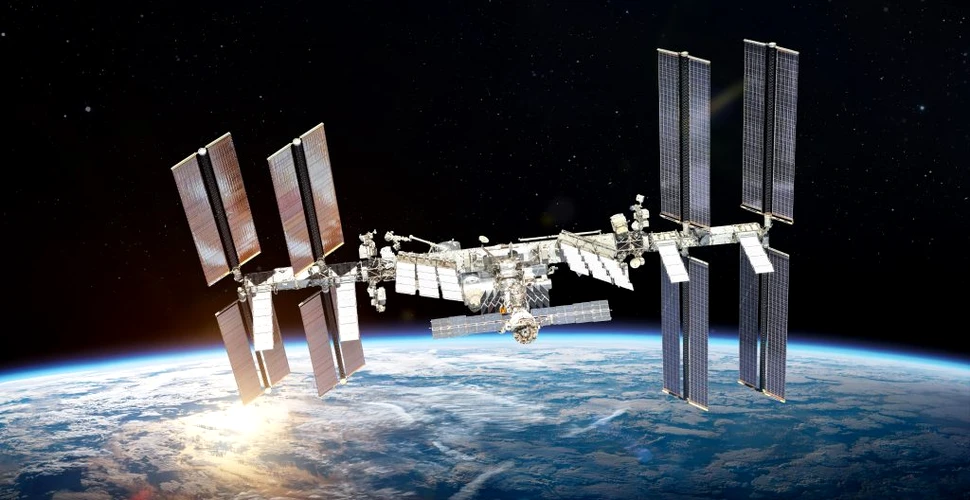 Alarmă pe ISS. Astronauții, treziți din cauza fumului dintr-un modul rusesc