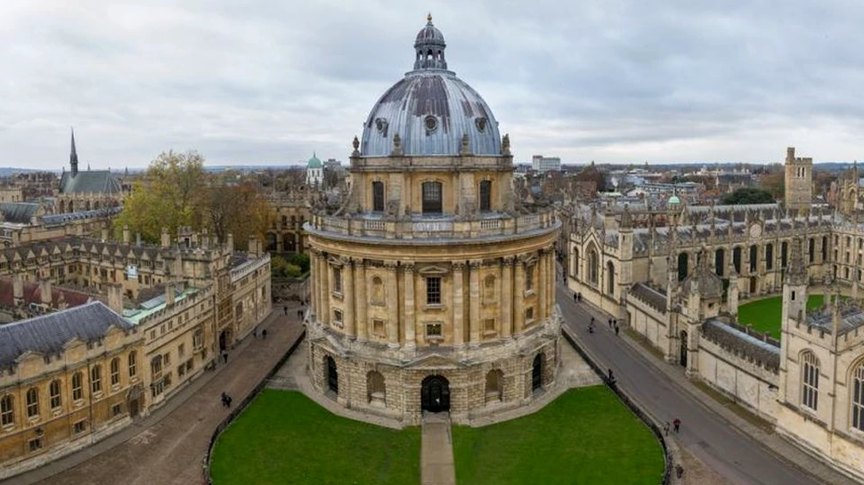 După 800 de ani, prestigioasa universitate Oxford face o schimbare istorică