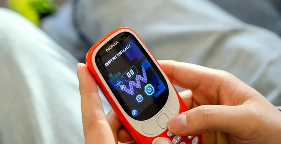 Surpriza NEPLĂCUTĂ pe care o vor avea fanii Nokia 3310. Cu cât se va vinde telefonul în magazine?