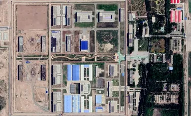 Noi imagini prin satelit dezvăluie că aproape 400 de „lagăre de concentrare” au fost construite în Xinjiang