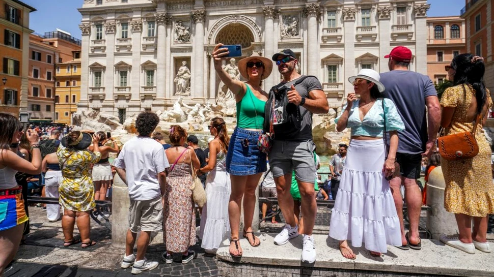 Revoltă în Italia după ce un judecător a decis că pipăitul timp de mai puțin de 10 secunde nu e infracțiune