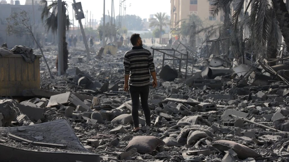 Un videoclip generat cu Inteligența Artificială și publicat de Donald Trump arată un paradis de lux în locul Fâșiei Gaza