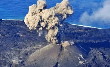 Vulcanul de pe insula japoneză Nishinoshima a erupt din nou. ”Terenul format recent este extrem de favorabil vieţii” FOTO+VIDEO