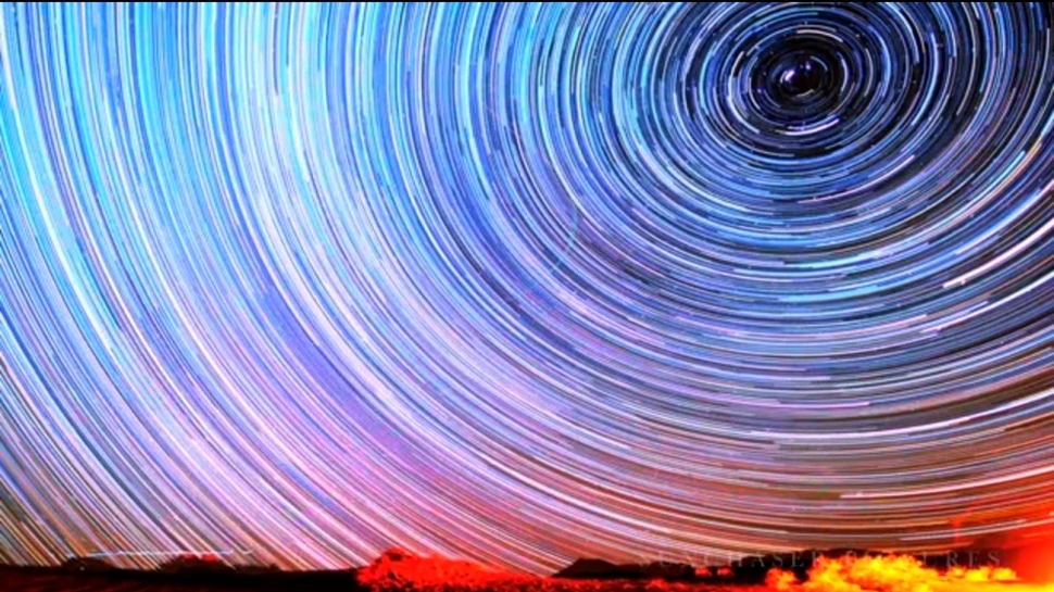 Un simplu timelapse sau o dovadă a existenţei OZN-urilor? (VIDEO/FOTO)