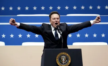 Tatăl lui Elon Musk ar fi intermediat o discuție cu președintele Africii de Sud