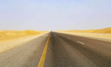 Unde se află cel mai lung drum drept din lume și câți kilometri acoperă?