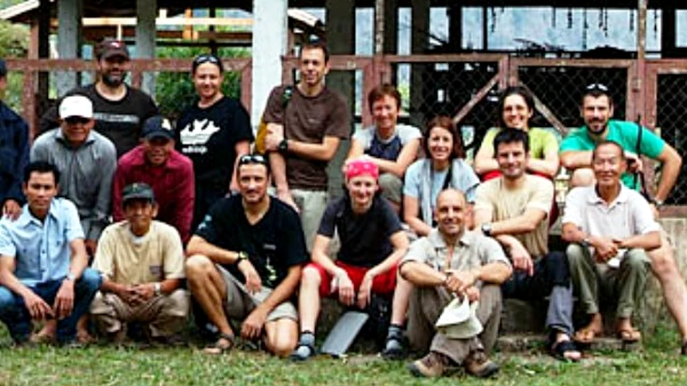Expeditia Lao 2010: speologii scafandri s-au intors acasa