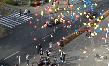 100 de baloane tricolore cu mesaje pentru viitor lansate deasupra Galaţiului