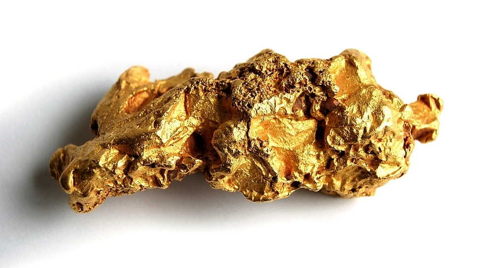 Descoperirea care ne va permite să obţinem aur din apă: o bacterie transformă aurul solubil în pepite!