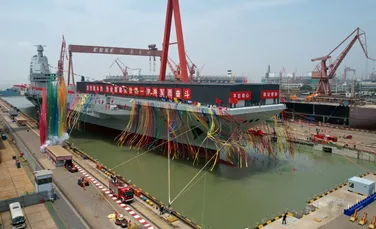 Noi imagini cu cel mai avansat portavion al Chinei