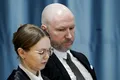 Anders Breivik, norvegianul care a omorât 77 de oameni, dă în judecată statul