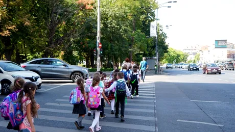 Testele PISA arată că 4 din 10 elevi români nu au competențe de bază la citire și științe