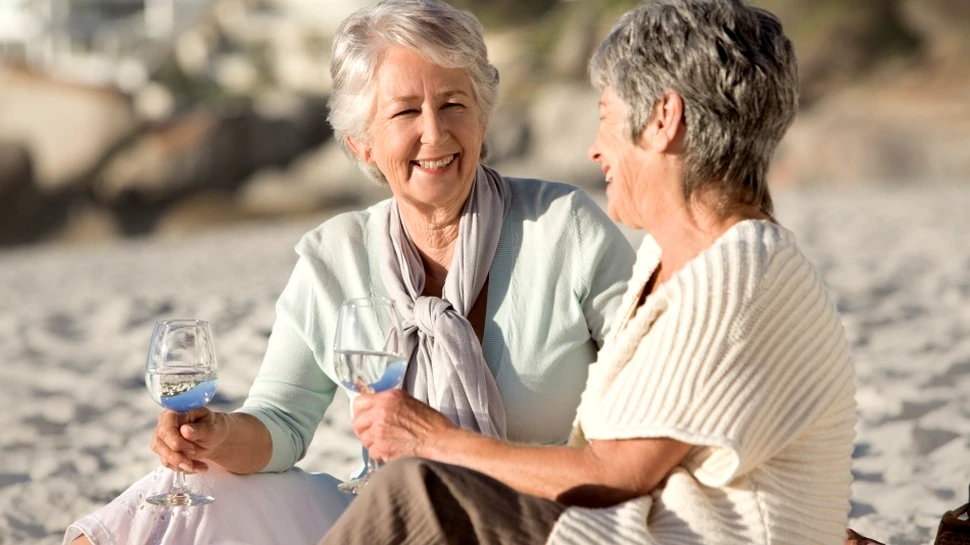 Alcoolul – noi beneficii pentru femei?