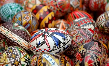 Ce fac românii de Paşte? O cercetare arată că aproximativ 85% dintre români vor sărbători acasă