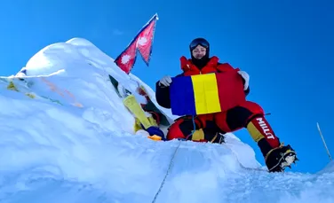 Un alpinist român a fost găsit mort pe Everest