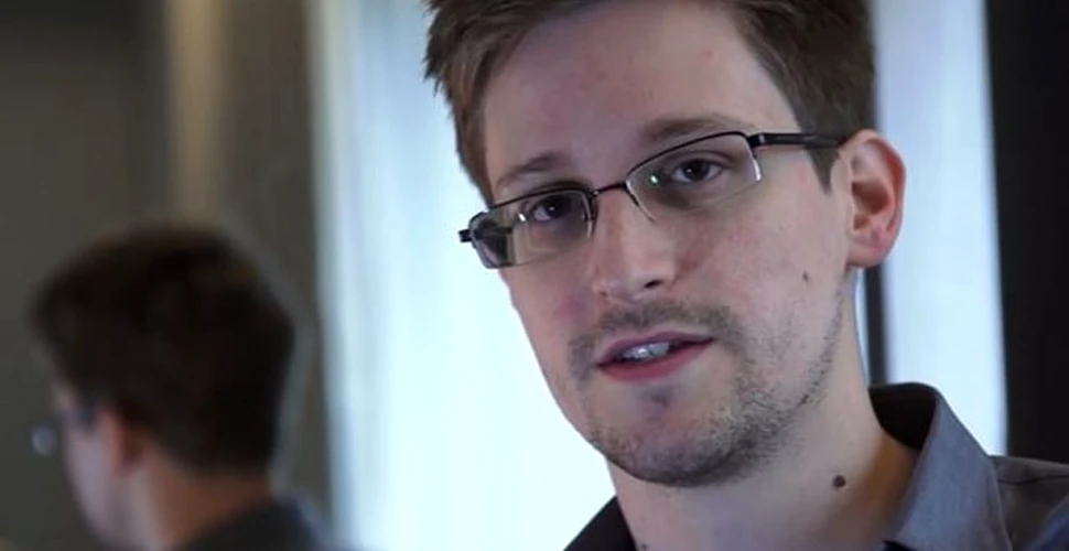 Edward Snowden, fostul colaborator CIA care a expus secrete ale NSA, a primit rezidență permanentă în Rusia