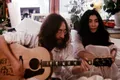 Yoko Ono, femeia pe care John Lennon a adorat-o. „Zâmbeşte în oglindă. Fă asta în fiecare dimineaţă”