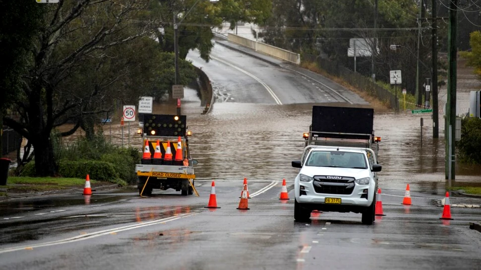 Inundații severe în Australia. Mii de persoane și-au părăsit casele din Sydney