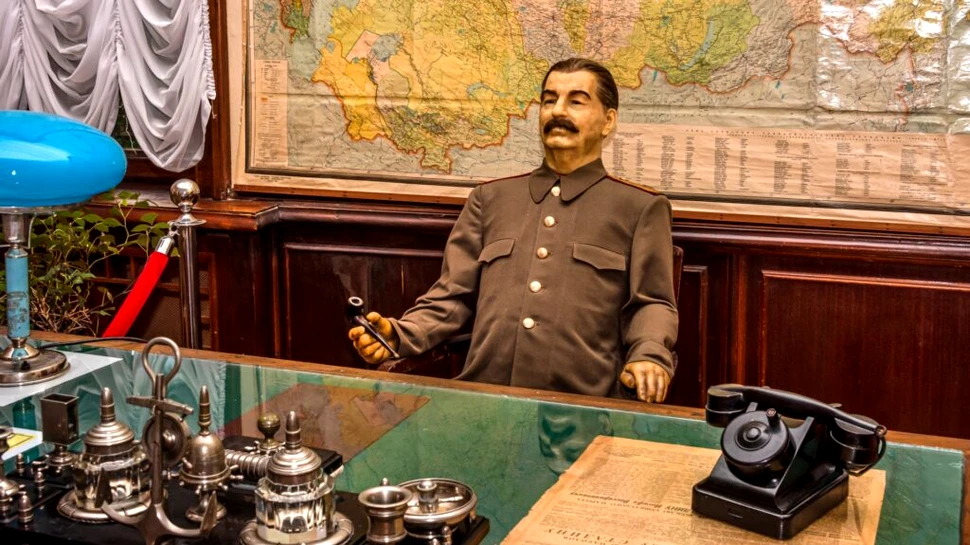 40.000 de sticle de vin care i-au aparținut lui Stalin au fost scoase la licitație. Ce se va întâmpla cu banii?